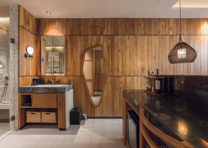 Sini Vie & By Ini Vie Hospitality (adults Only) リゾート 5*